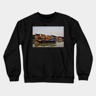 Vietnam - coucher de soleil sur Hoi An Crewneck Sweatshirt